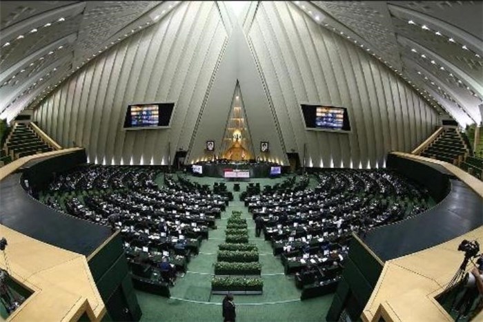 طرح مجلس برای اصلاح قانون بیمه شخص ثالث خودروهای لوکس