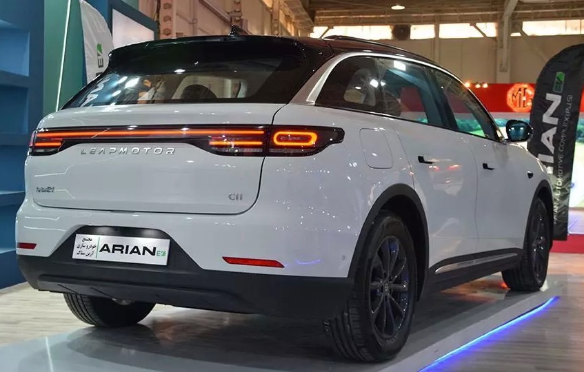 آغاز فروش خودرو برقی C11 لیپ موتور در ایران