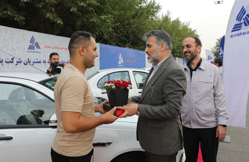 تحویل اولین سری از محصول جدید پارس خودرو در موعد مقرر به مشتریان