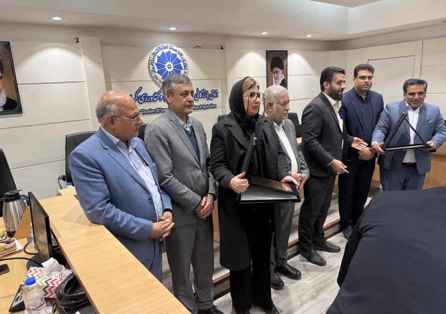 دریافت گواهینامه جایزه ملی کیفیت توسط کرمان موتور